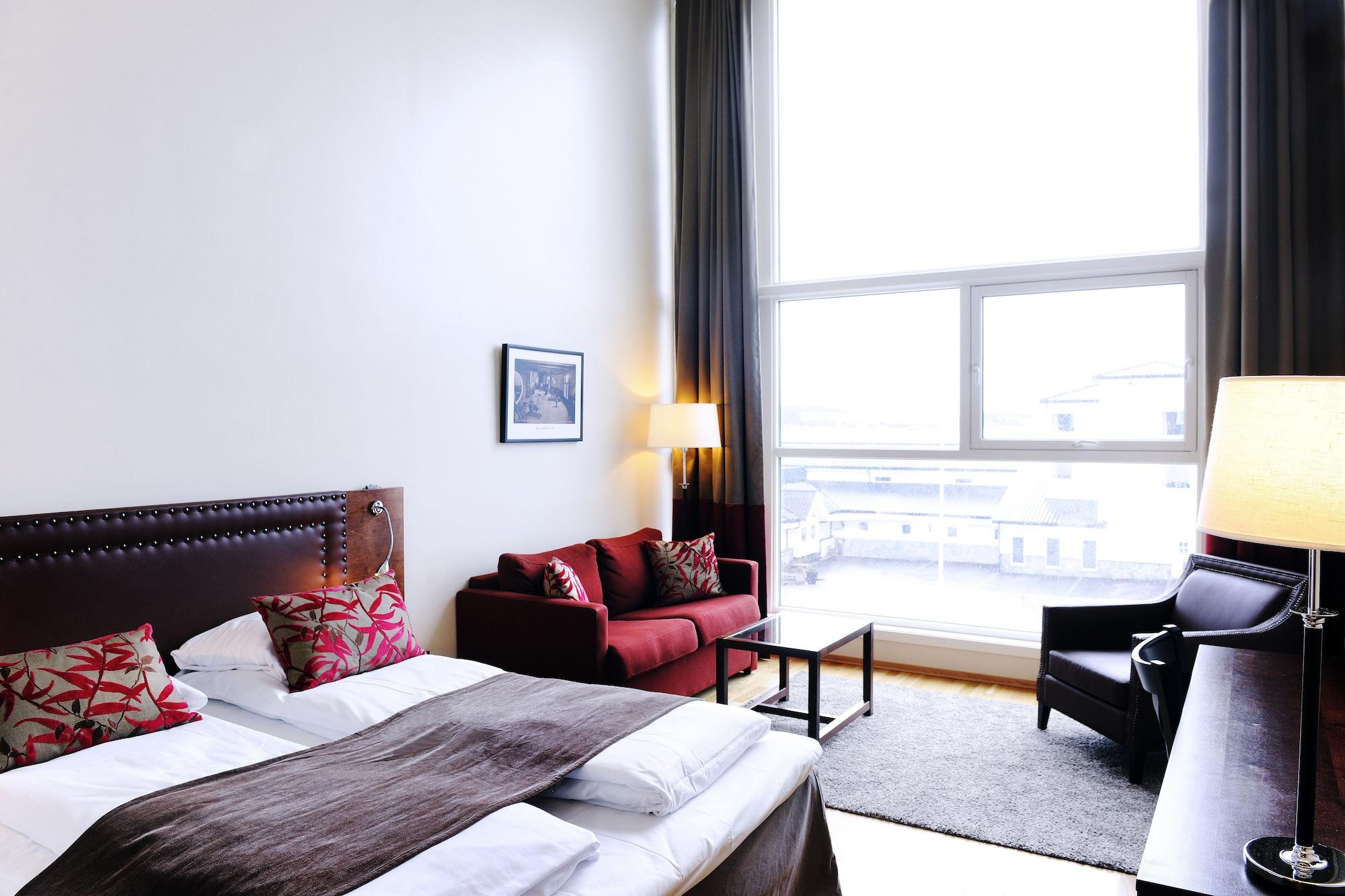 Sola Strand Hotel