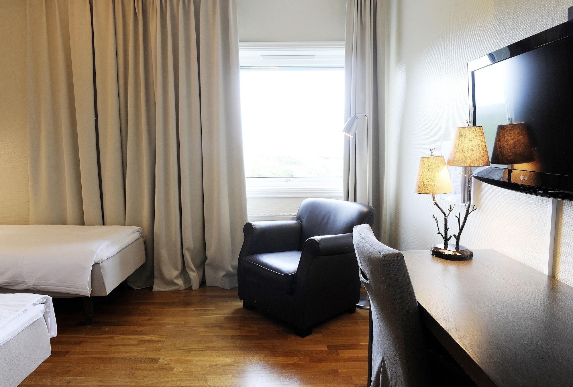 Hotel Sola Strand Hotel 4*